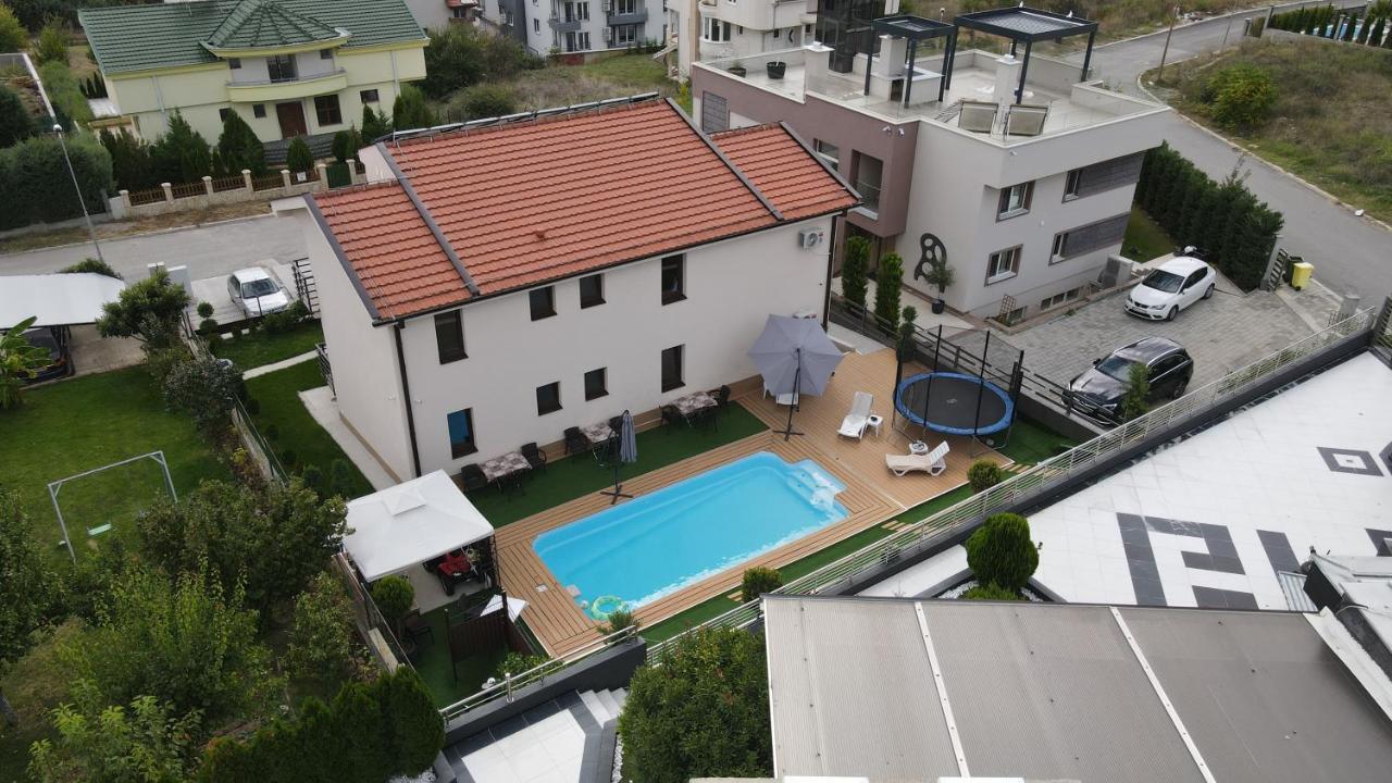 Villa Lucija By Romantique Veles Eksteriør billede